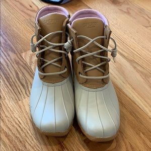 Sperry rain boots